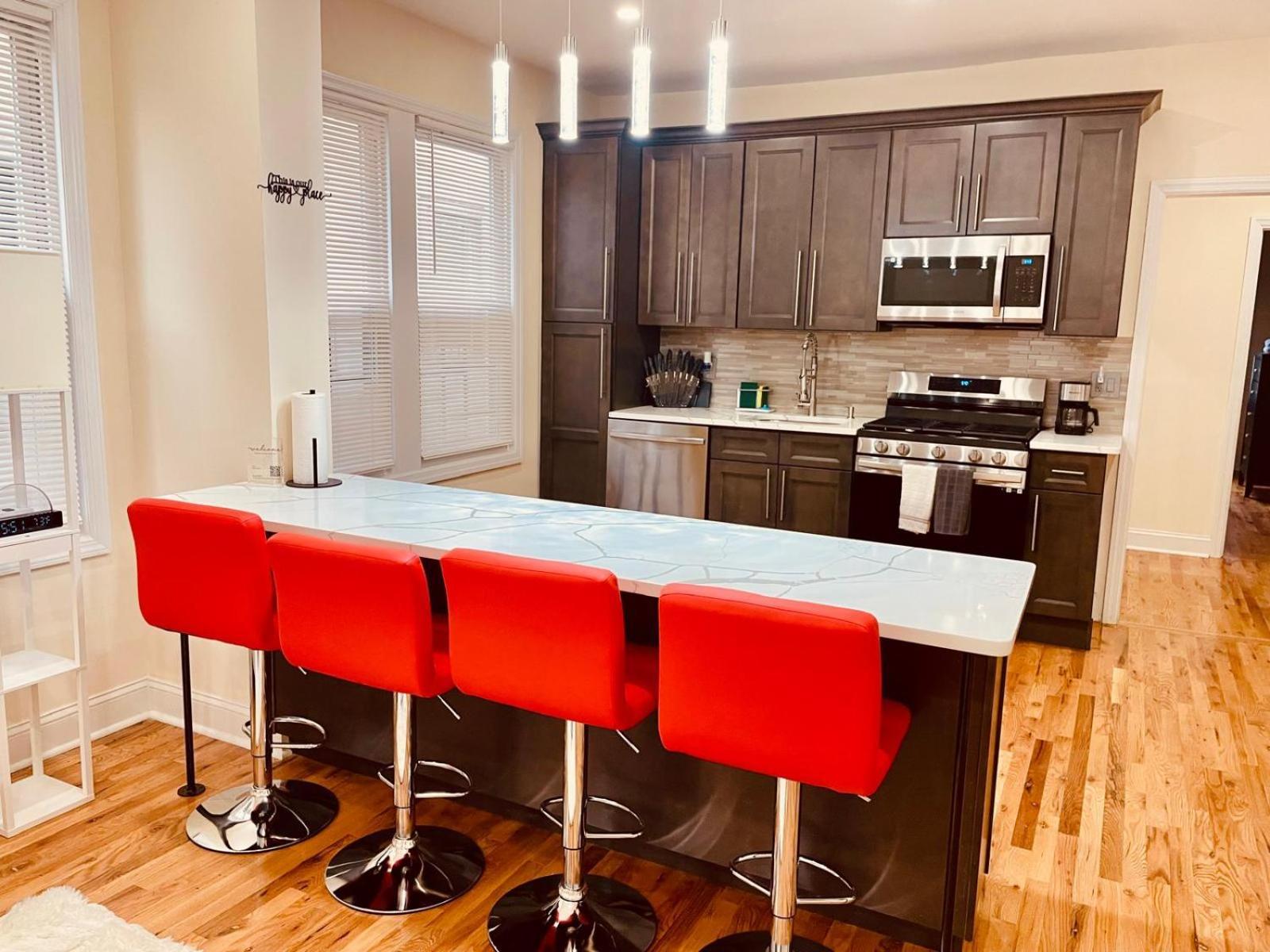 Appartement Ooohlala! 2 Beds And 2 Full Baths W/Free Parking à Newark Extérieur photo