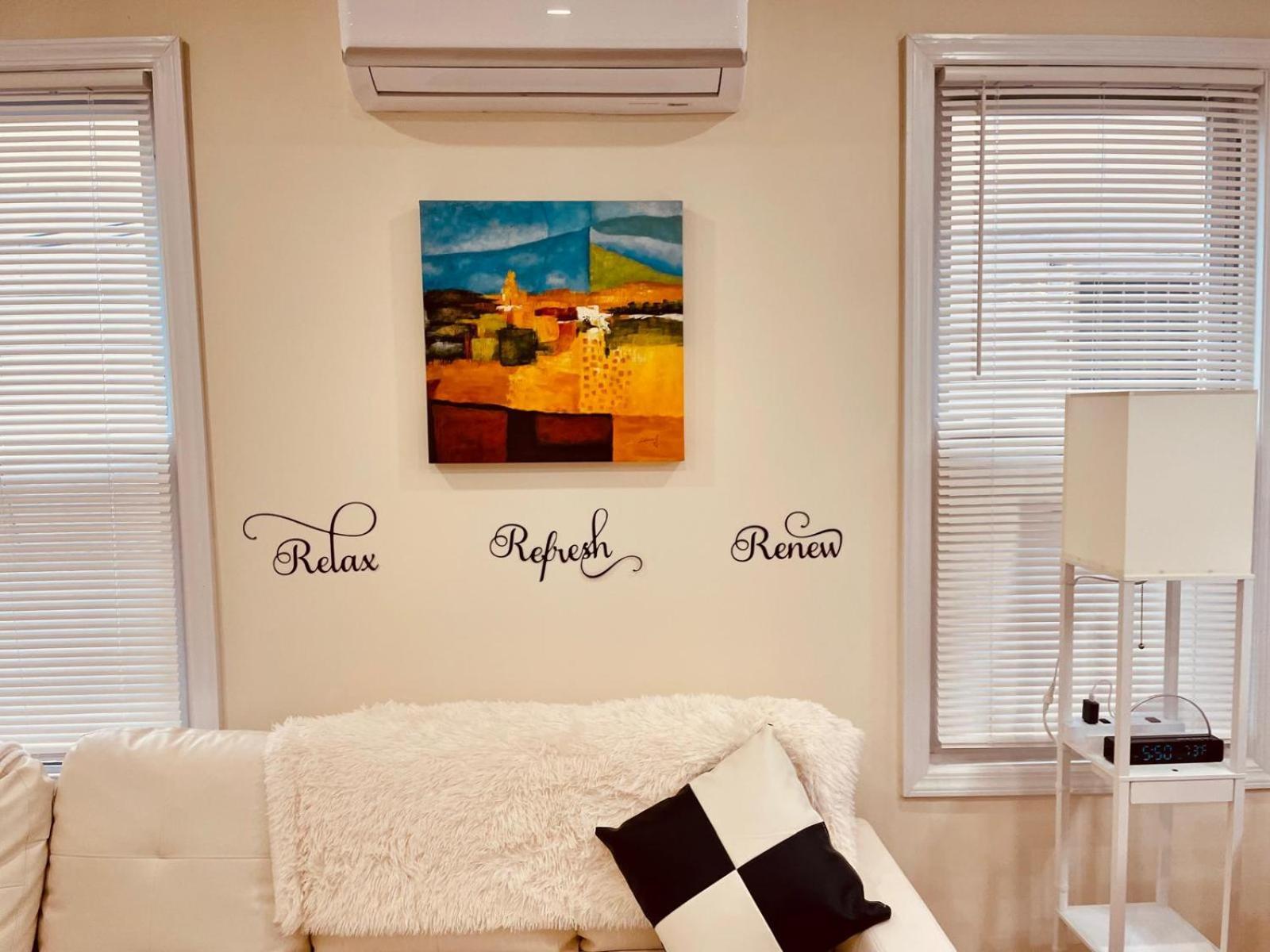 Appartement Ooohlala! 2 Beds And 2 Full Baths W/Free Parking à Newark Extérieur photo