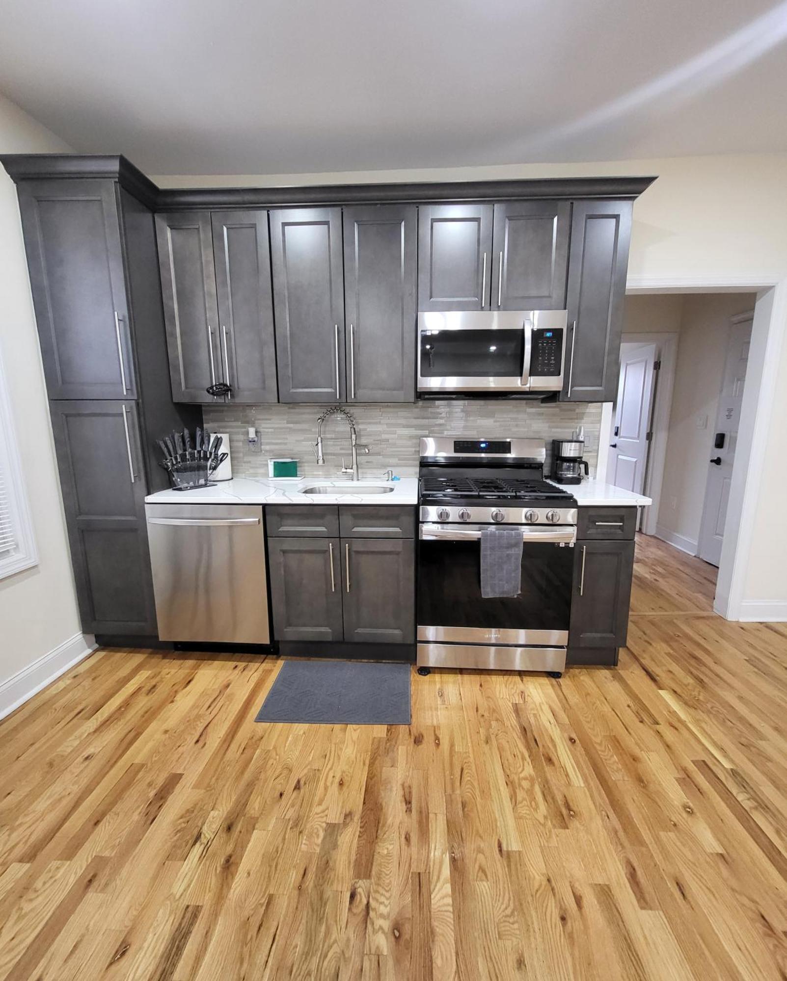 Appartement Ooohlala! 2 Beds And 2 Full Baths W/Free Parking à Newark Extérieur photo